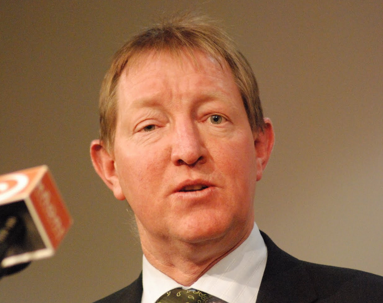 Dr Nick Smith