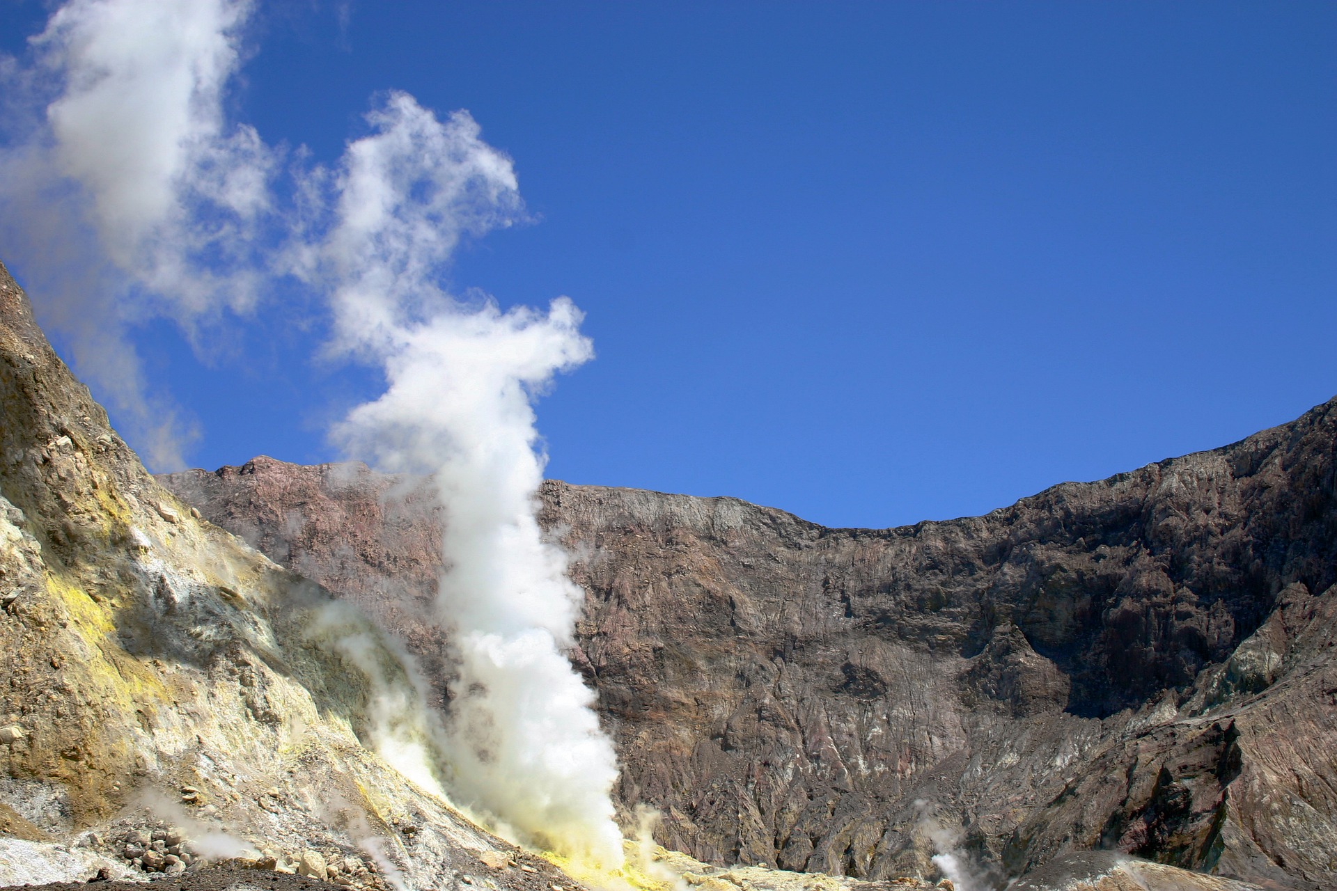 Charges laid after Whakaari/White Island disaster – Expert Reaction