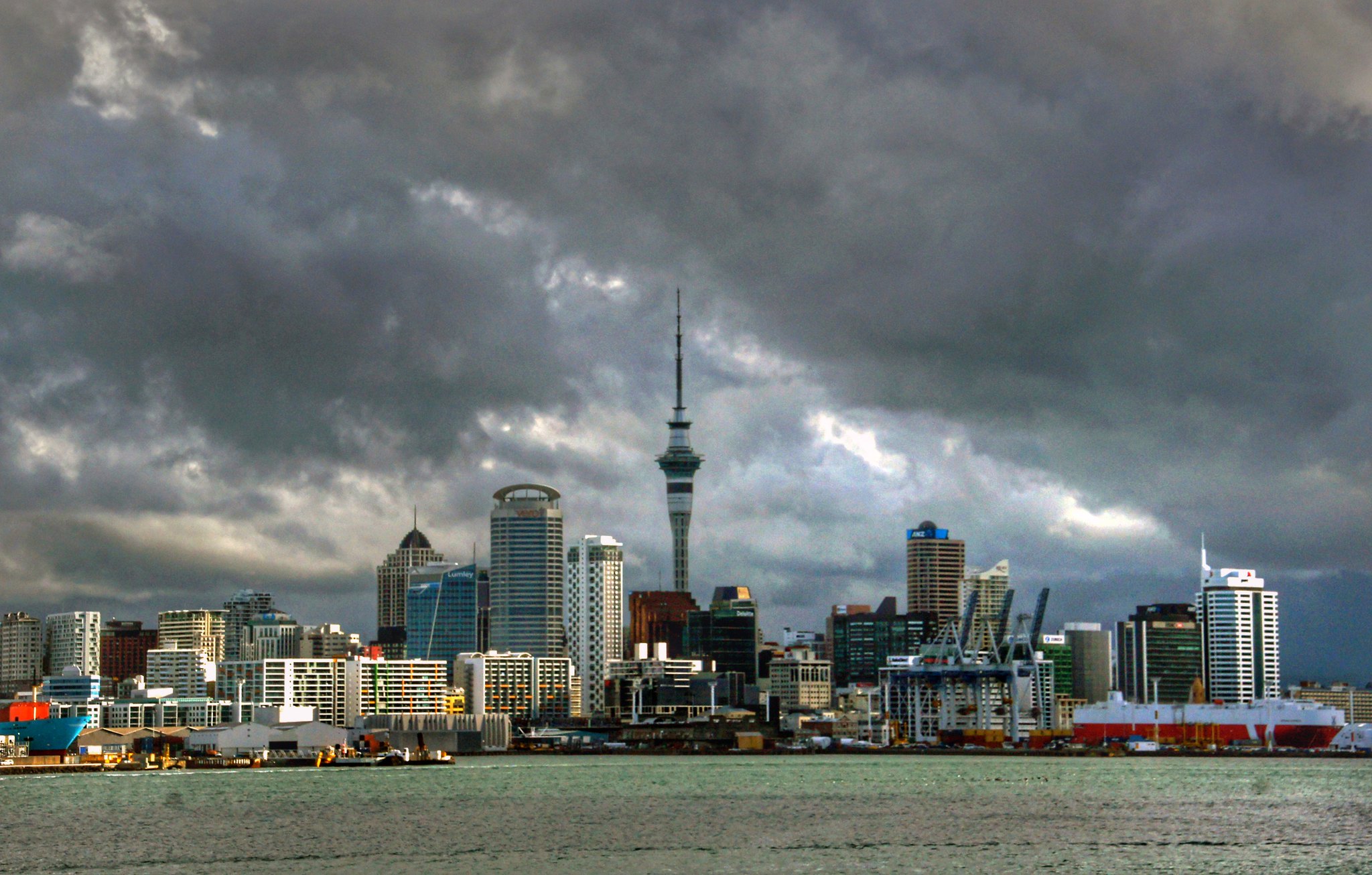 Torrential downpours flood North Island – Expert Reaction