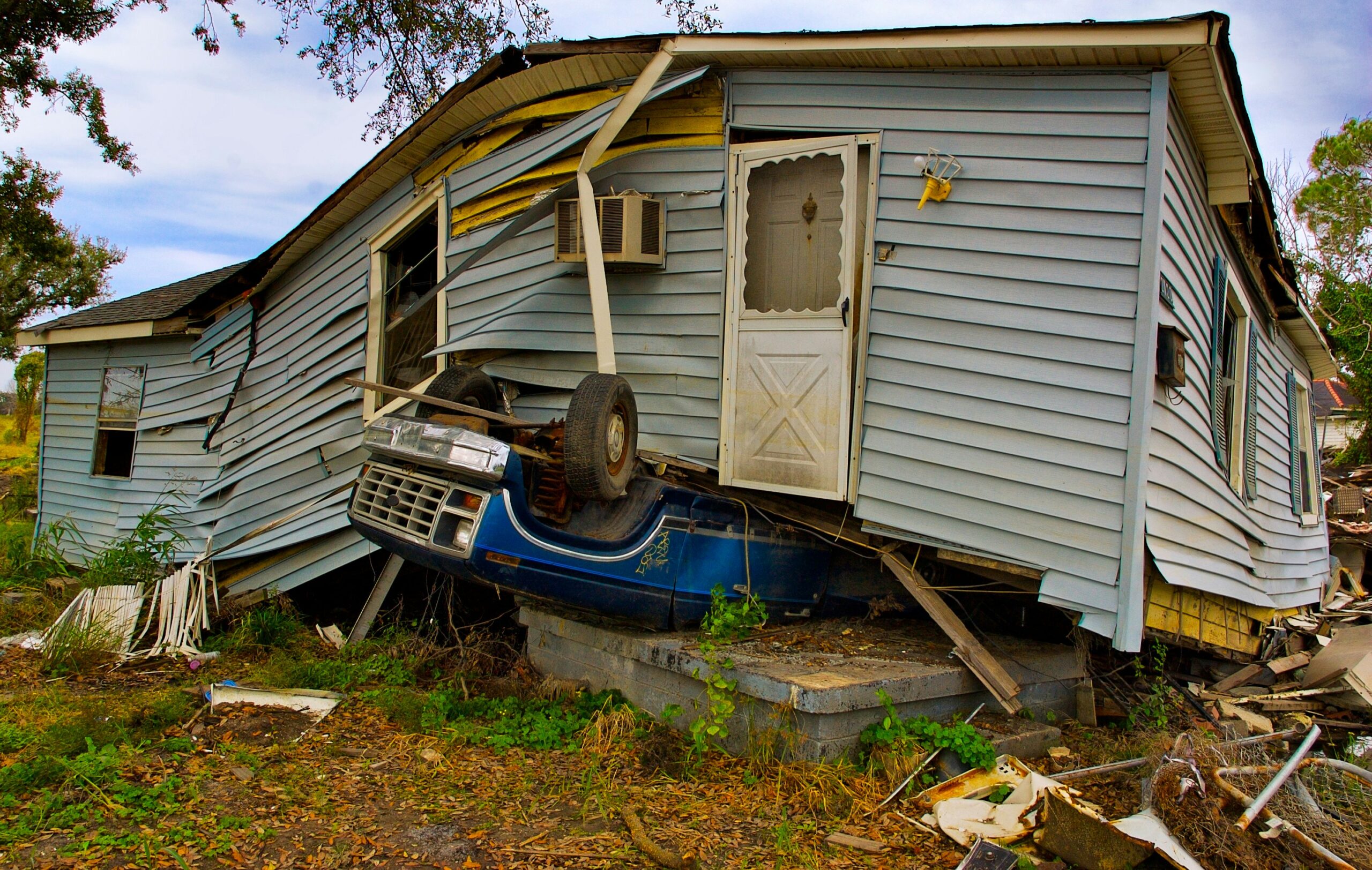 Faster tropical cyclones in a warming world – Expert Reaction