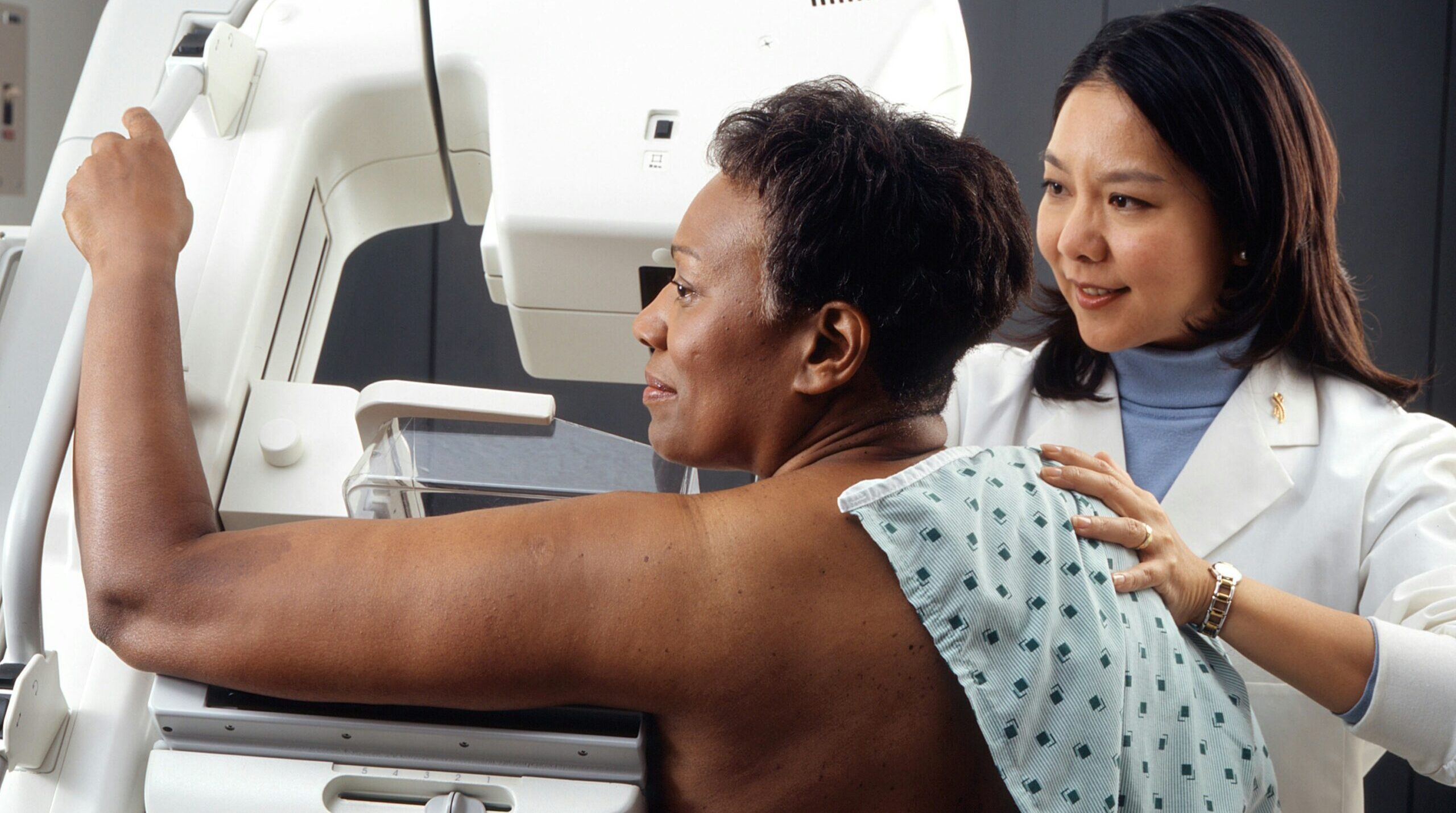 AI may soon help read mammograms in NZ  – Expert Reaction
